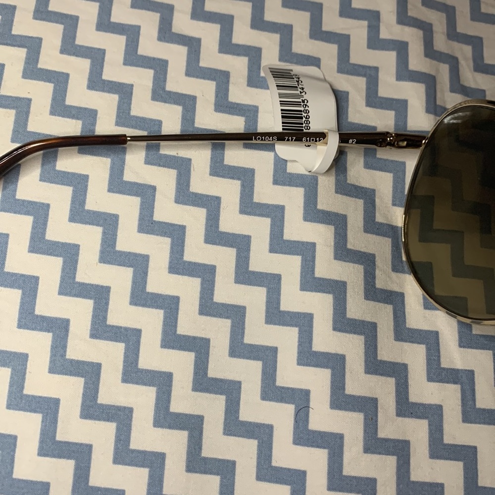 Sunglasses - Picture 5 of 6